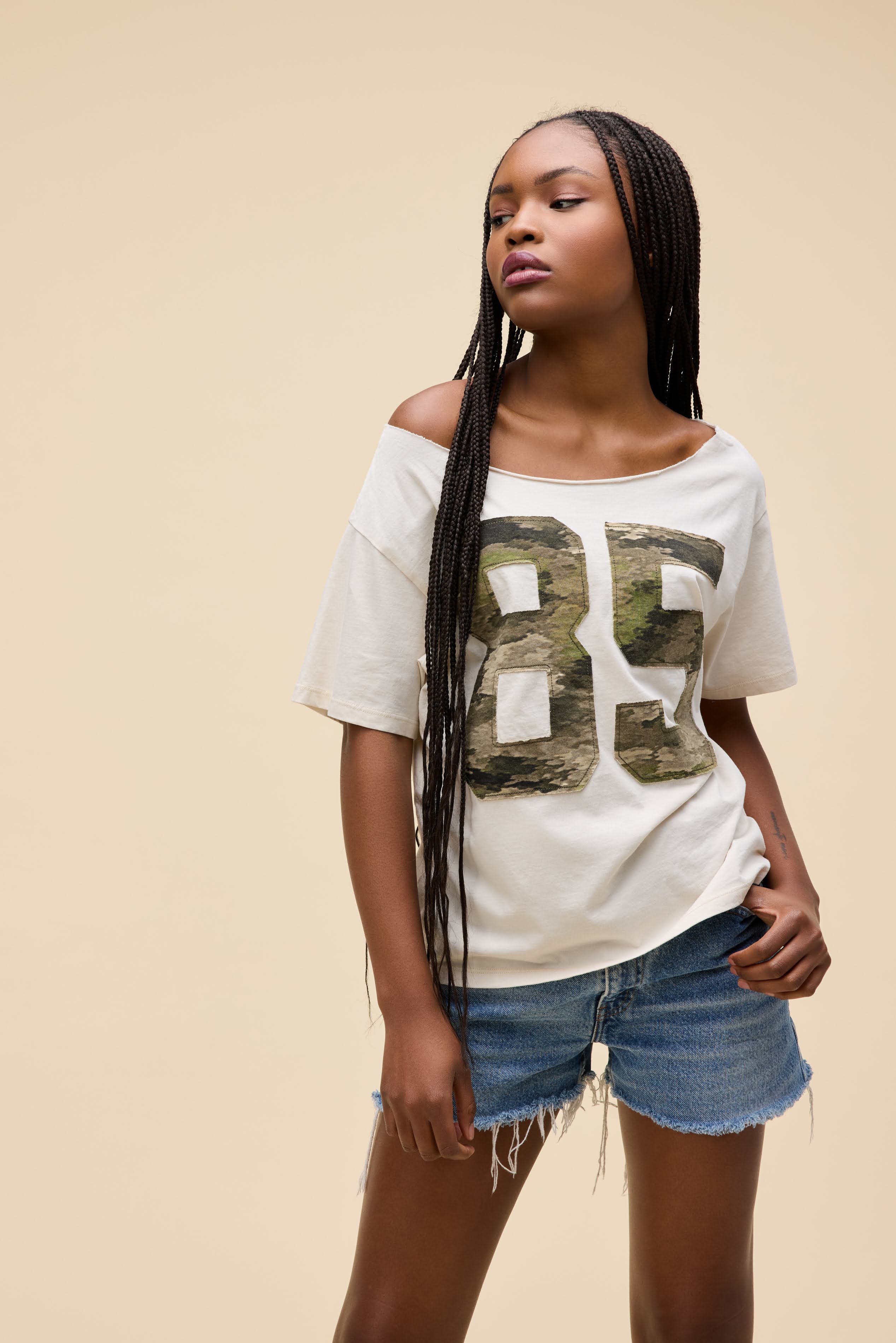 85 Camo Applique Off-The-Shoulder Tee - Image 5
