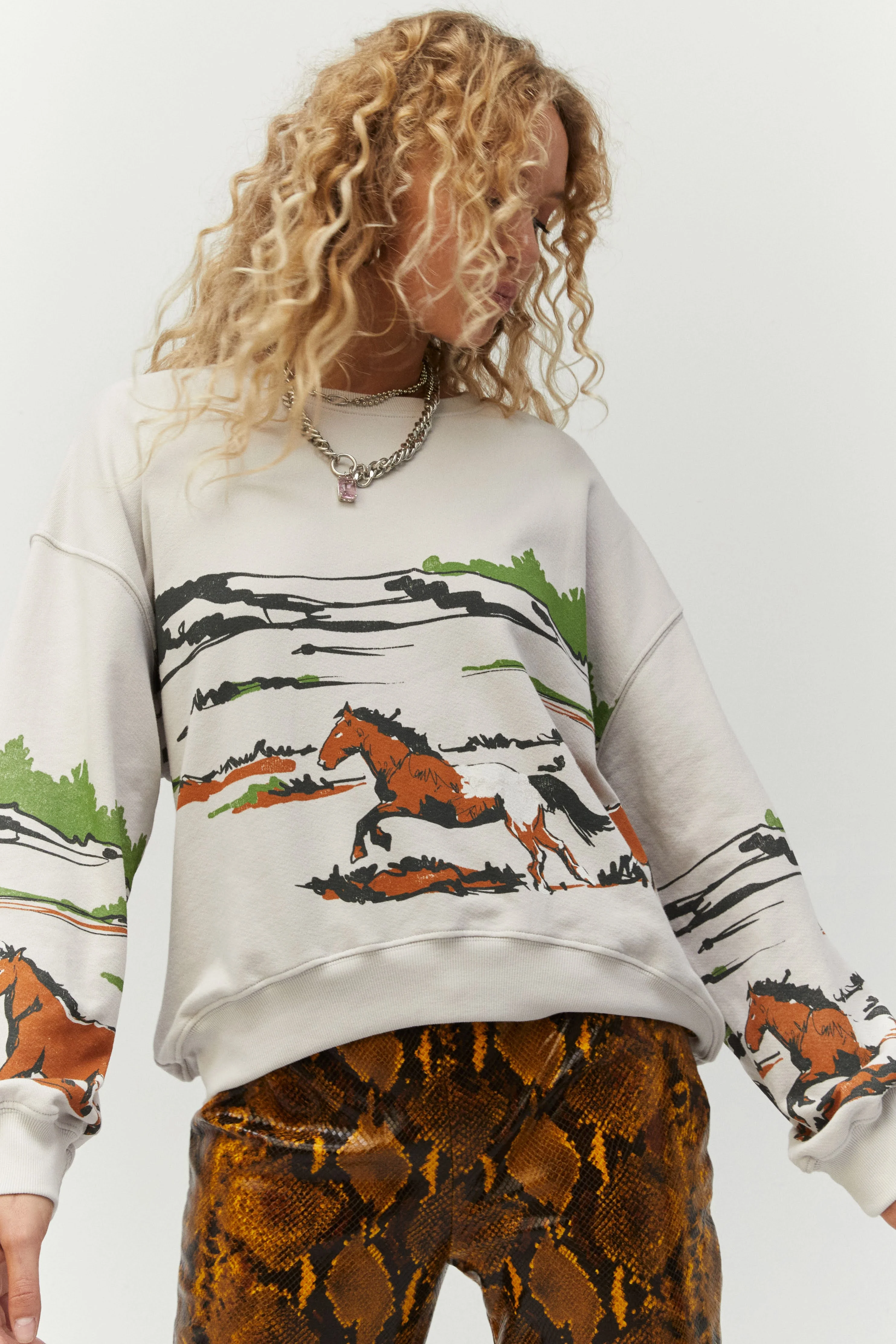 Running Horses Oversized Crew - Image 3