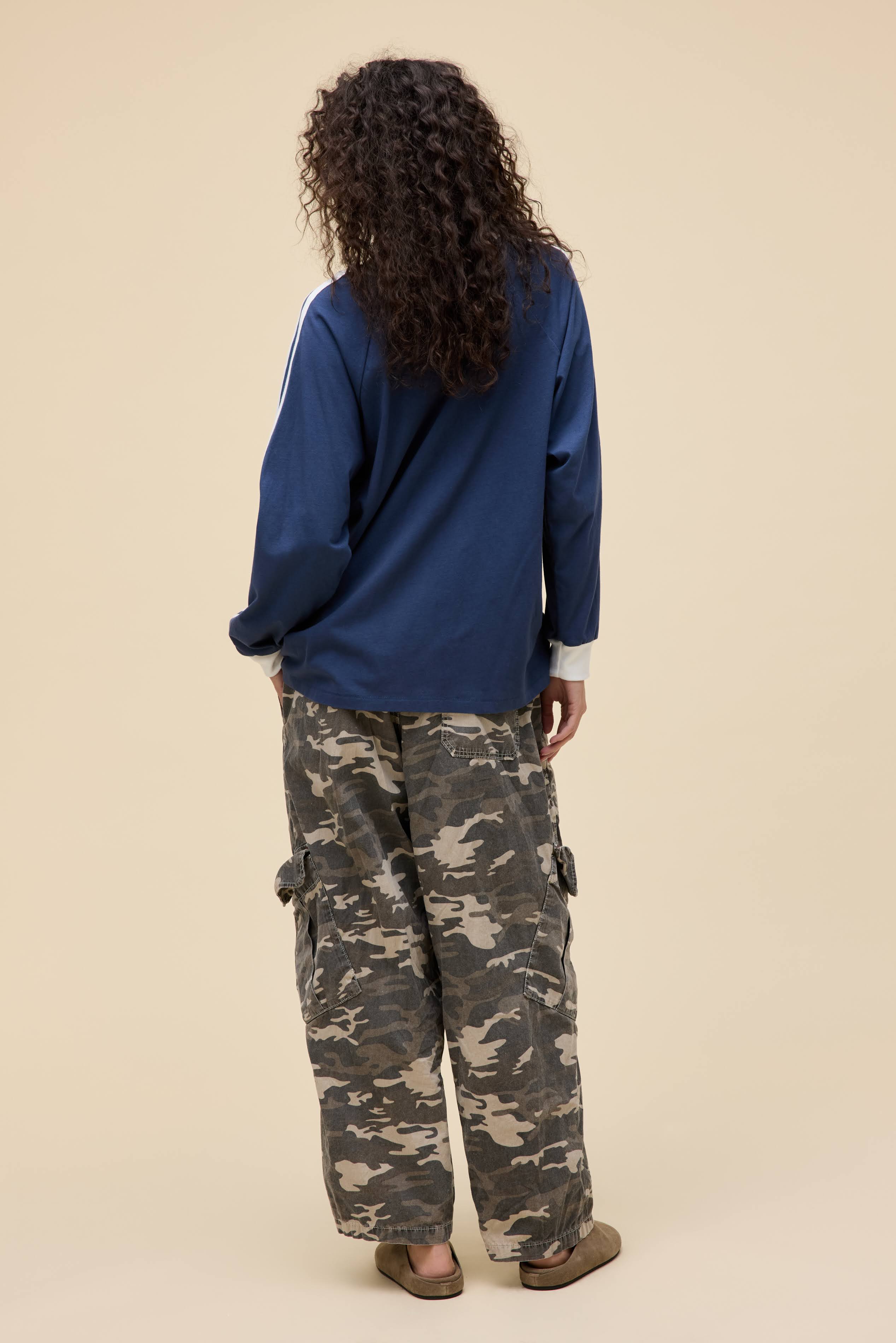 Weezer Logo Club Long Sleeve - Image 4